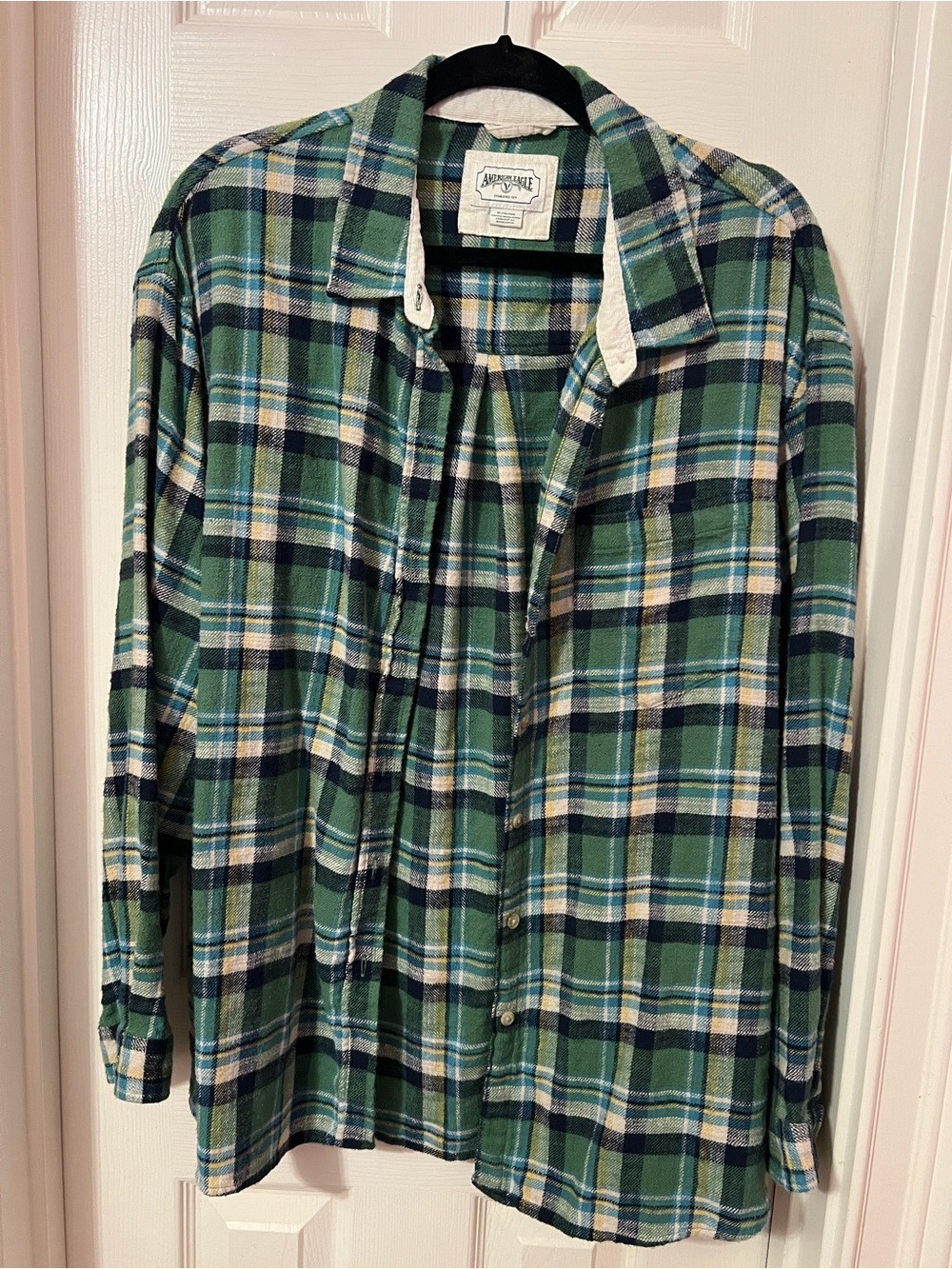 American Eagle Outfitters Green and Navy Plaid Button-Down Shirt